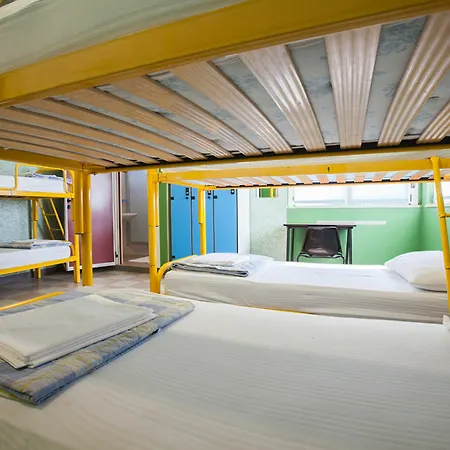 Aig Hotel